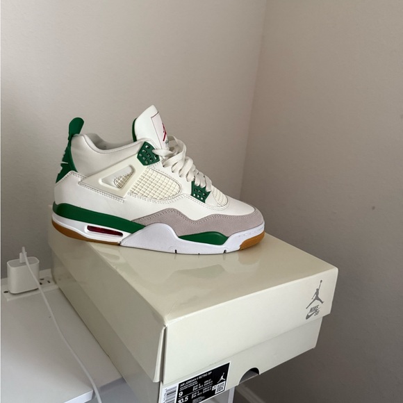 new with box - Picture 7 of 7